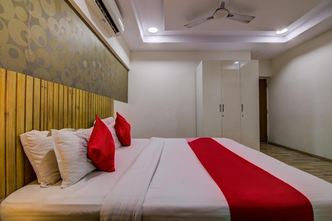 Oyo Hotel 55 Lawsons Bay Jalaripeta ภายนอก รูปภาพ
