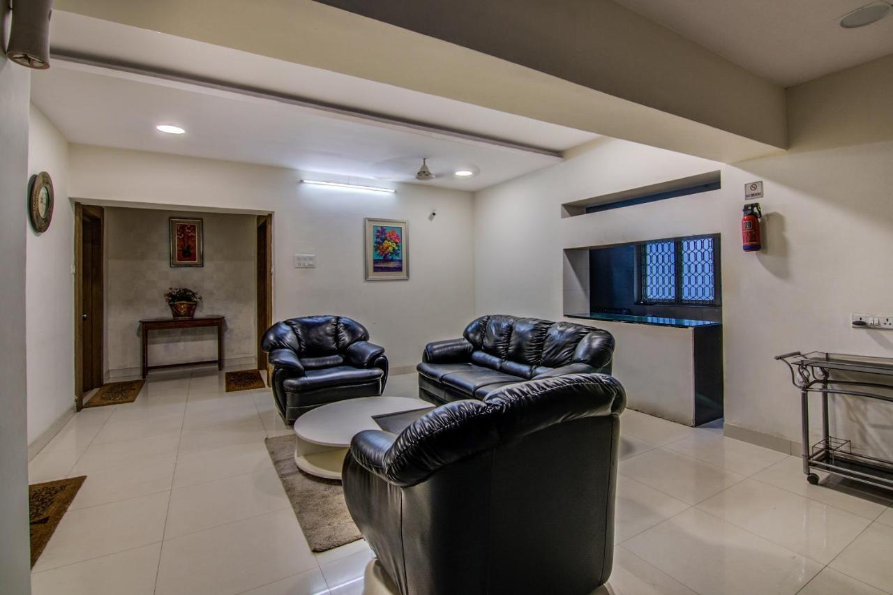 Oyo Hotel 55 Lawsons Bay Jalaripeta ภายนอก รูปภาพ